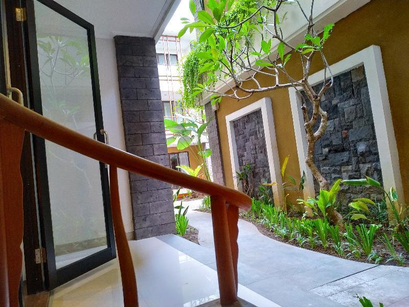 Swiss-Belinn Seminyak Екстериор снимка